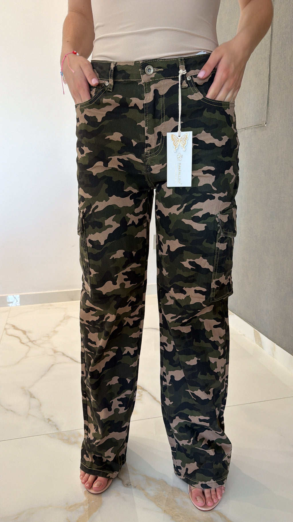 Jeans cargo mimetico