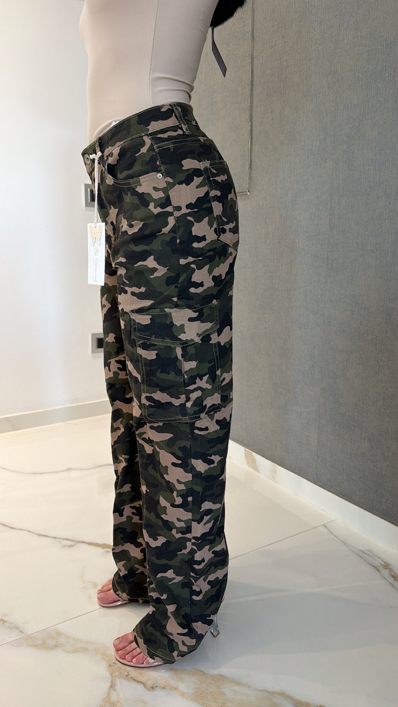Jeans cargo mimetico