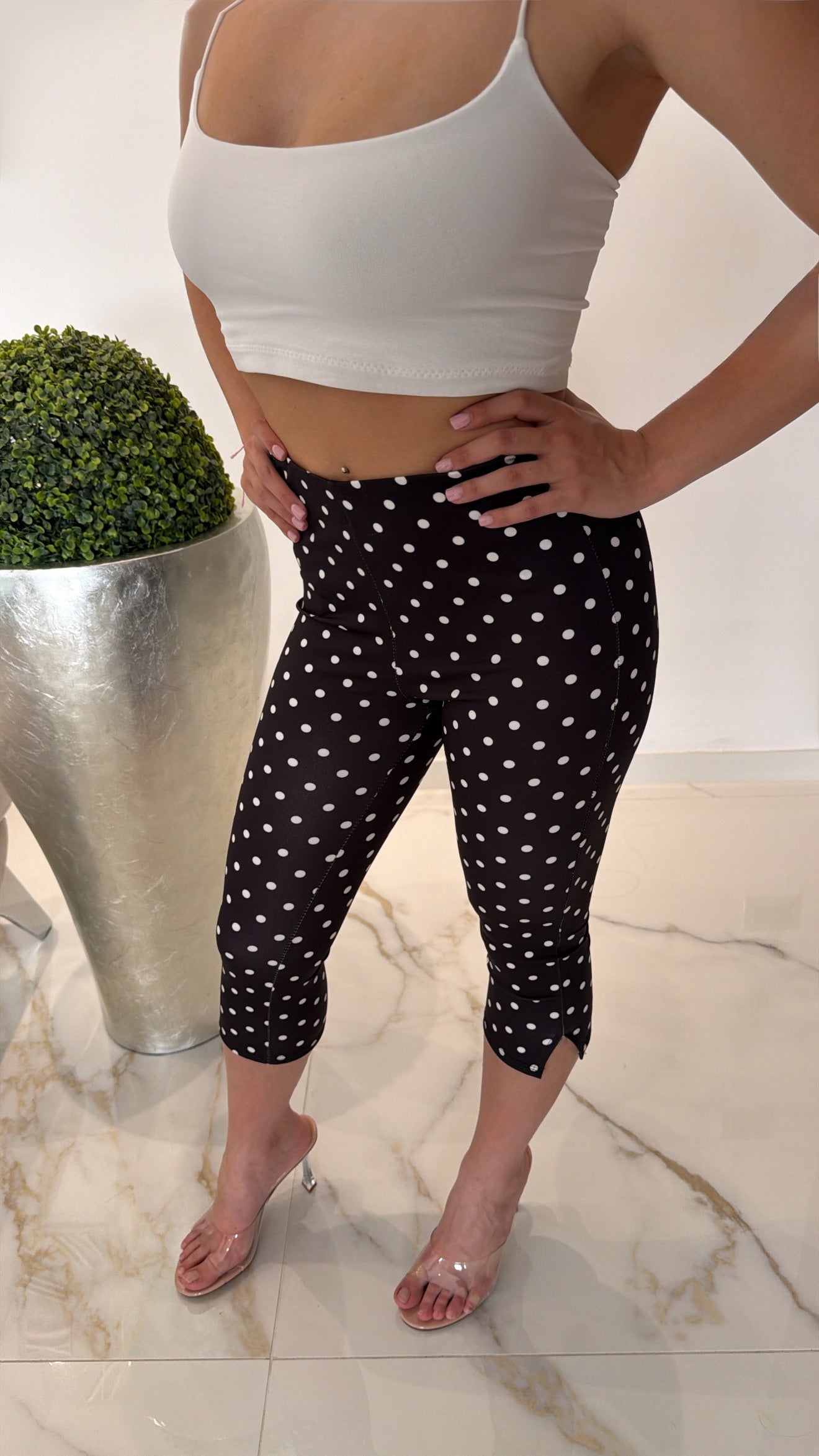 Leggings 3/4 pois bianco
