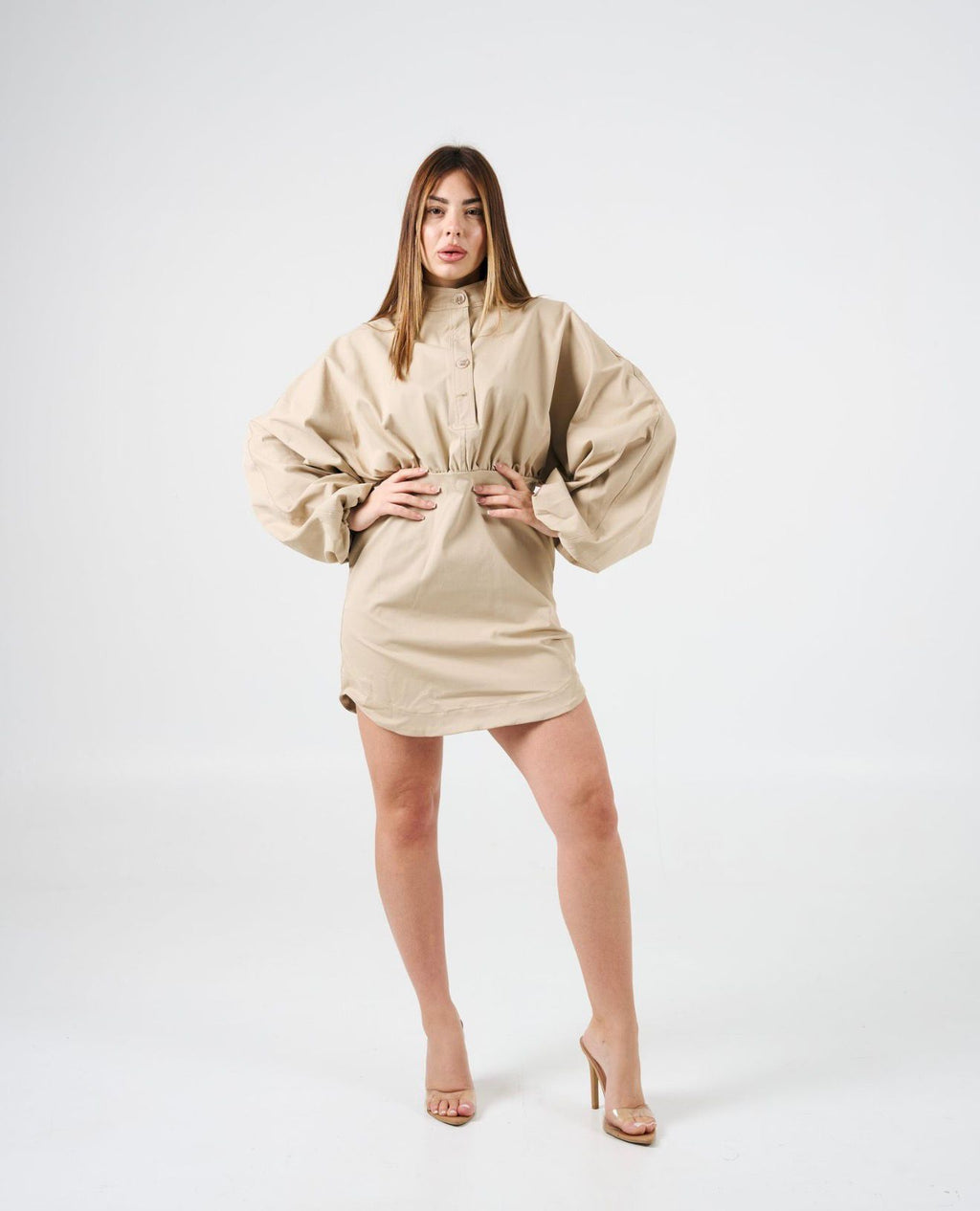 Abito beige