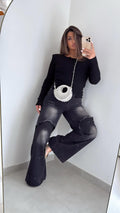 Jeans lavaggio scuro con inserti sfrangiati