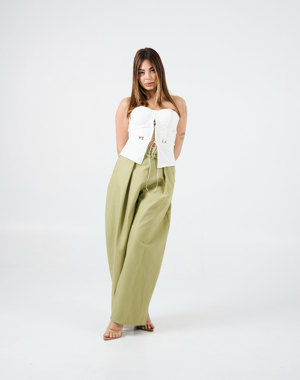 Pantalone con pence simil balloon verde