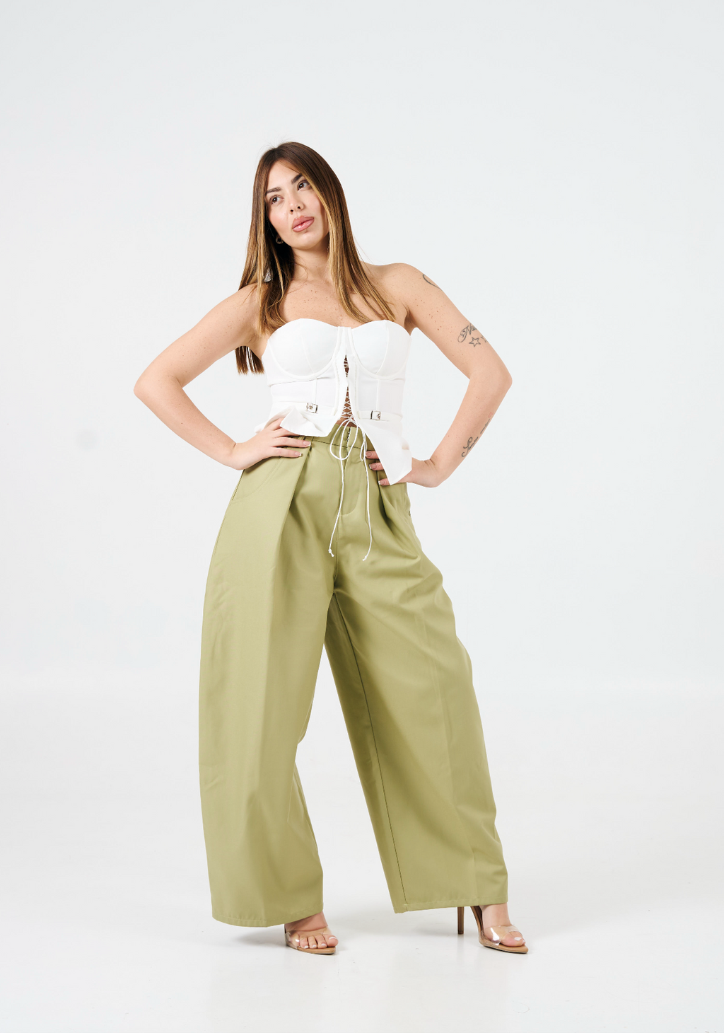 Pantalone con pence simil balloon verde